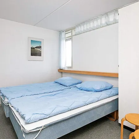 Lxxxiii Apartment